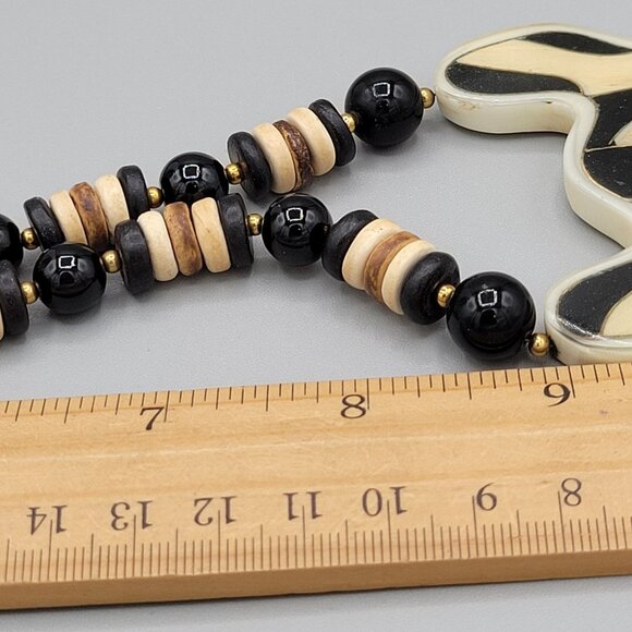 Lee Sands Giraffe Pendant Statement Necklace Natural Materials Tribal Vtg 18" - Picture 7 of 8